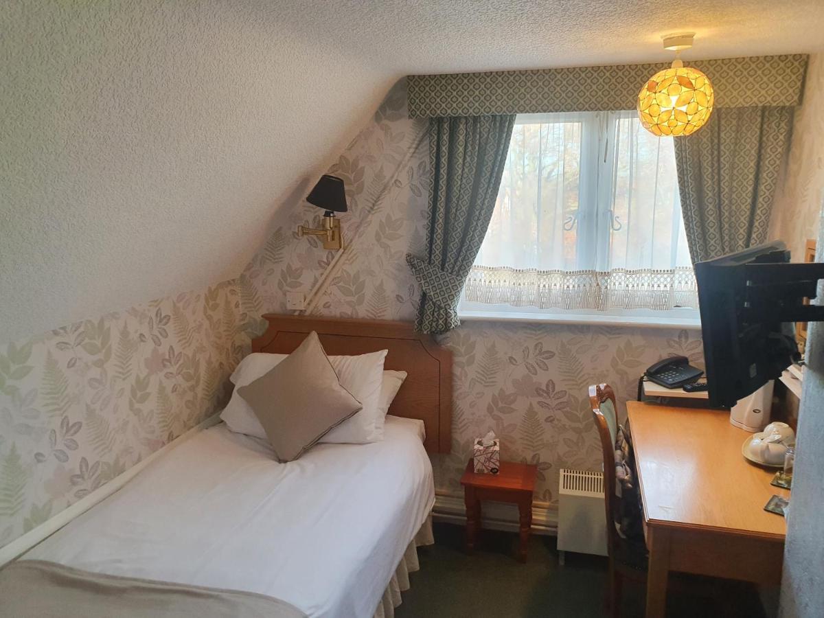 The Nyton Guesthouse Ely Eksteriør bilde