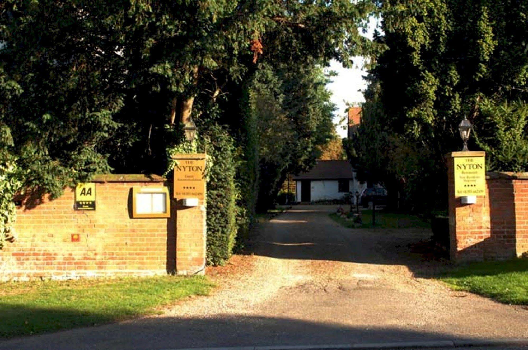 The Nyton Guesthouse Ely Eksteriør bilde