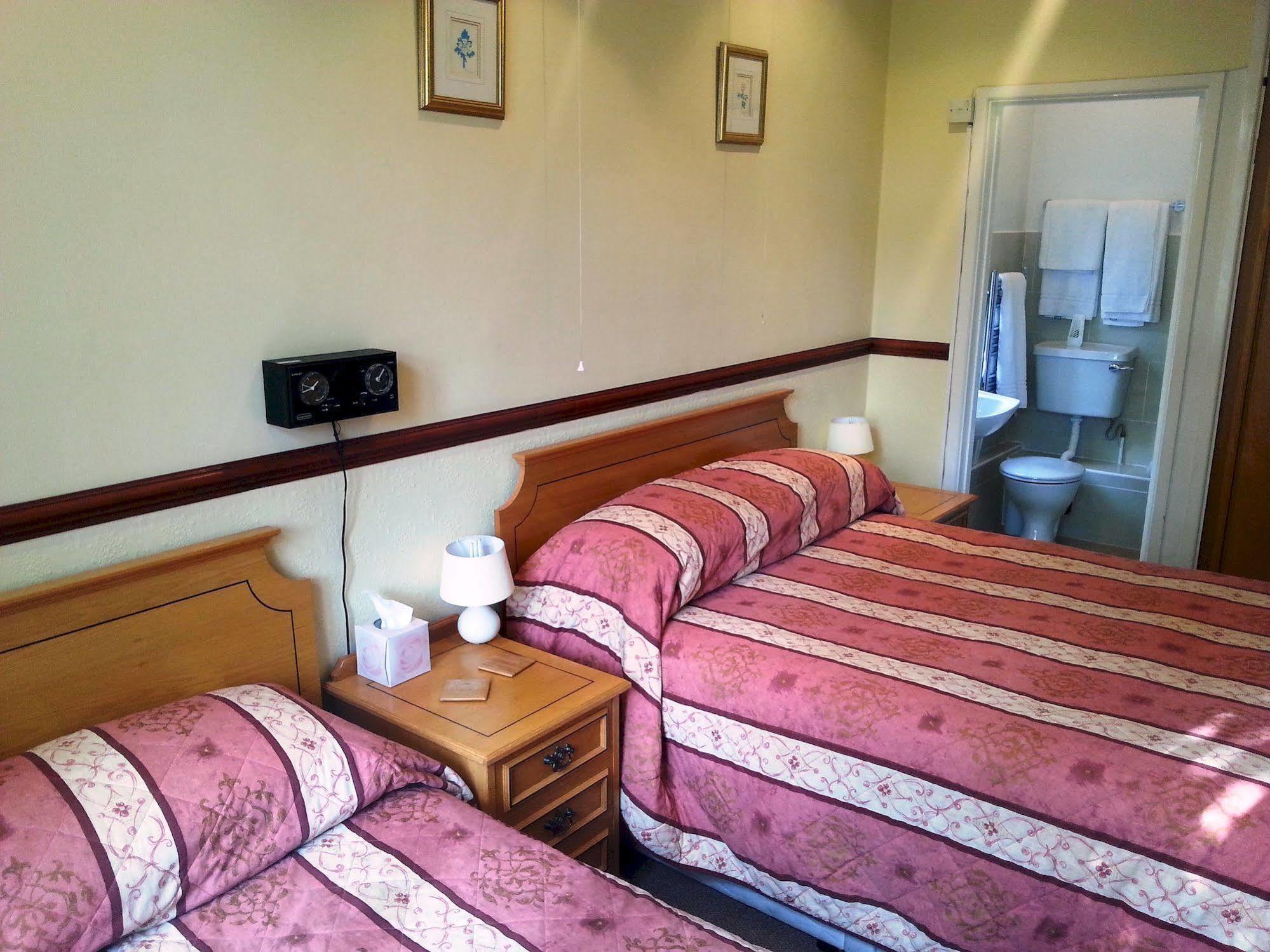 The Nyton Guesthouse Ely Eksteriør bilde